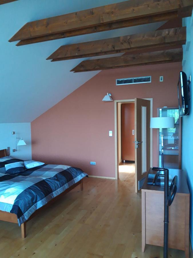 Apartmany Puerto Senec Extérieur photo