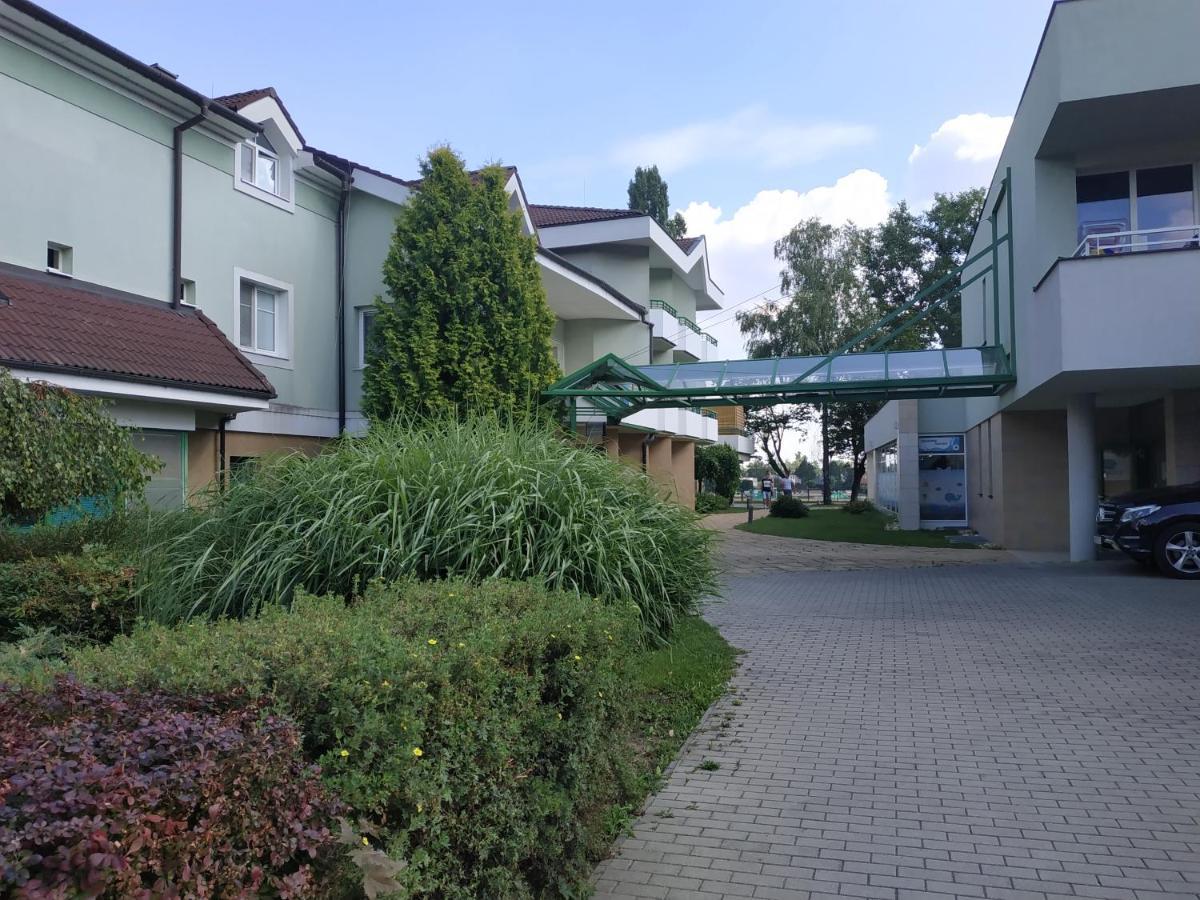 Apartmany Puerto Senec Extérieur photo