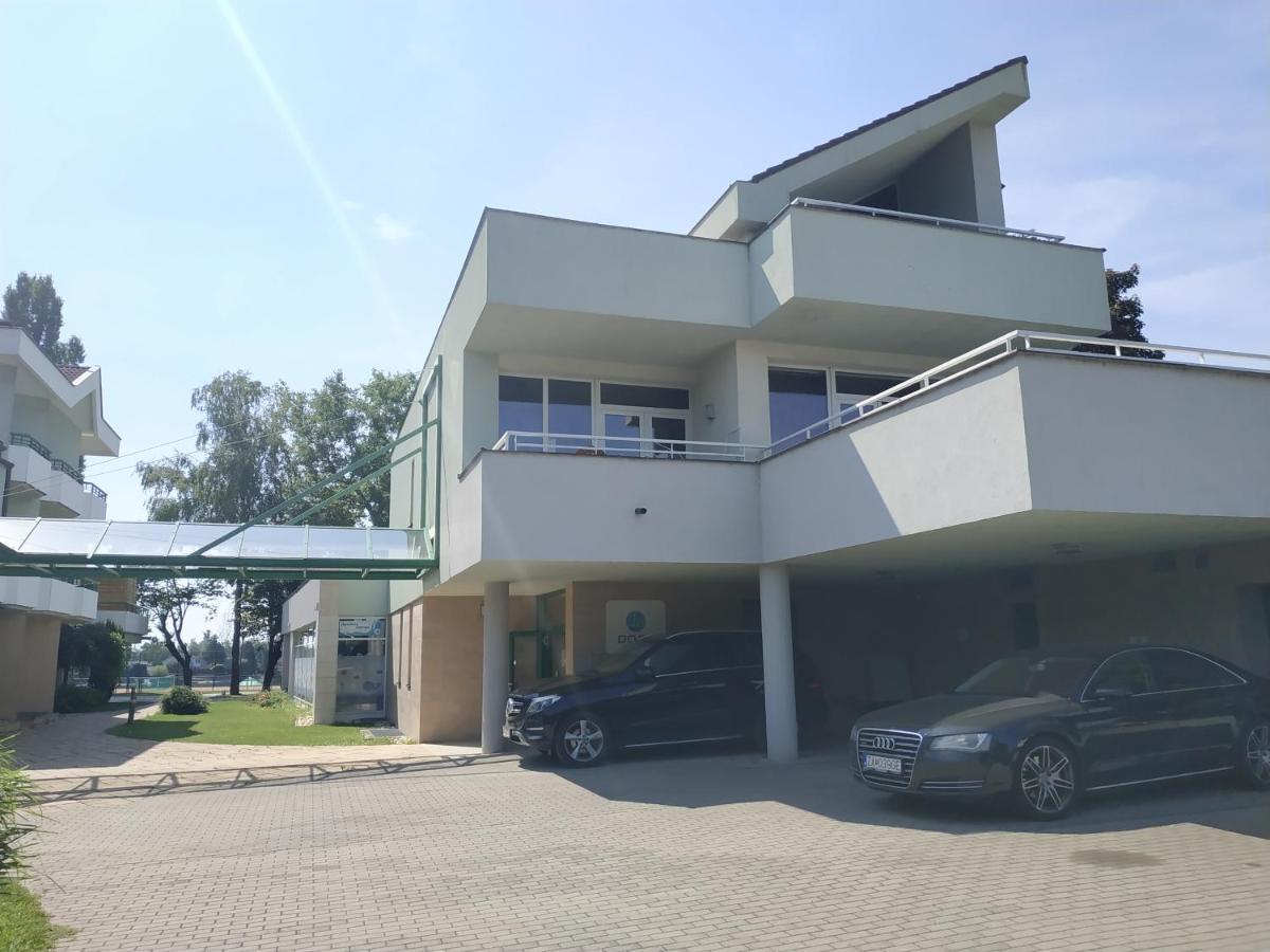Apartmany Puerto Senec Extérieur photo